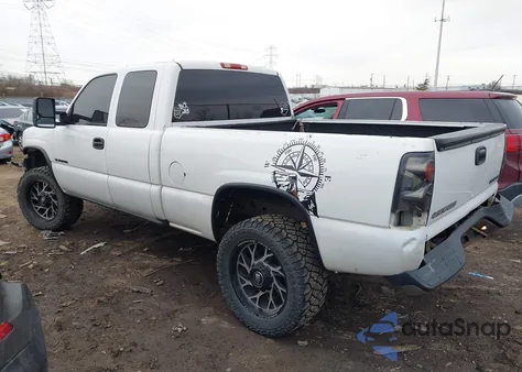 2002 Chevrolet Silverado 1500 Ls from USA, damaged, VIN 1GCEC19V42Z171933